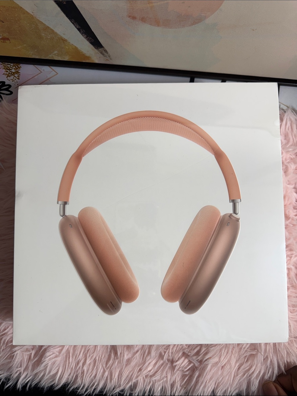 Apple Over-Ear Headphones - Rose Gold